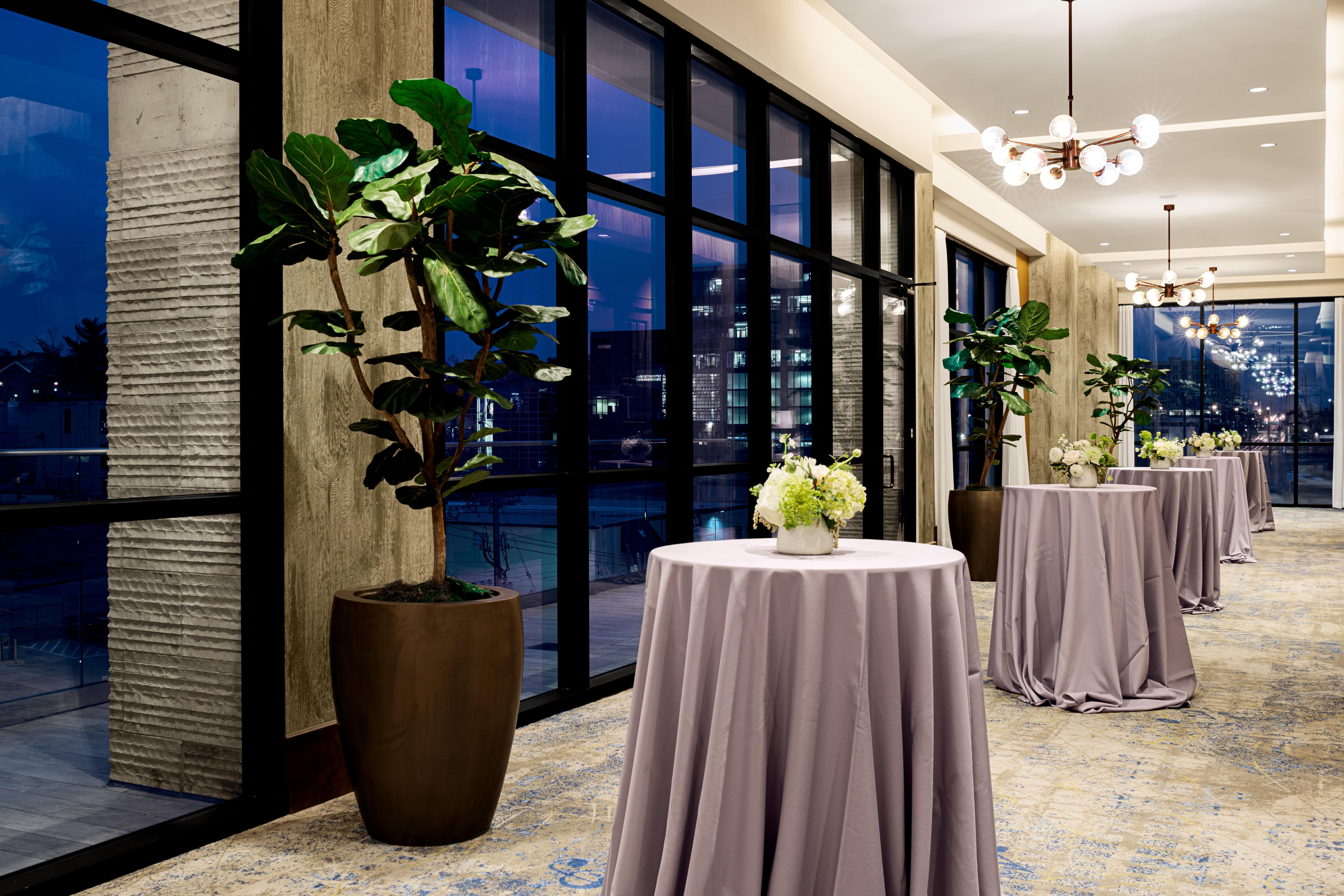 Holiday Inn & Suites Nashville Downtown Broadway Esterno foto