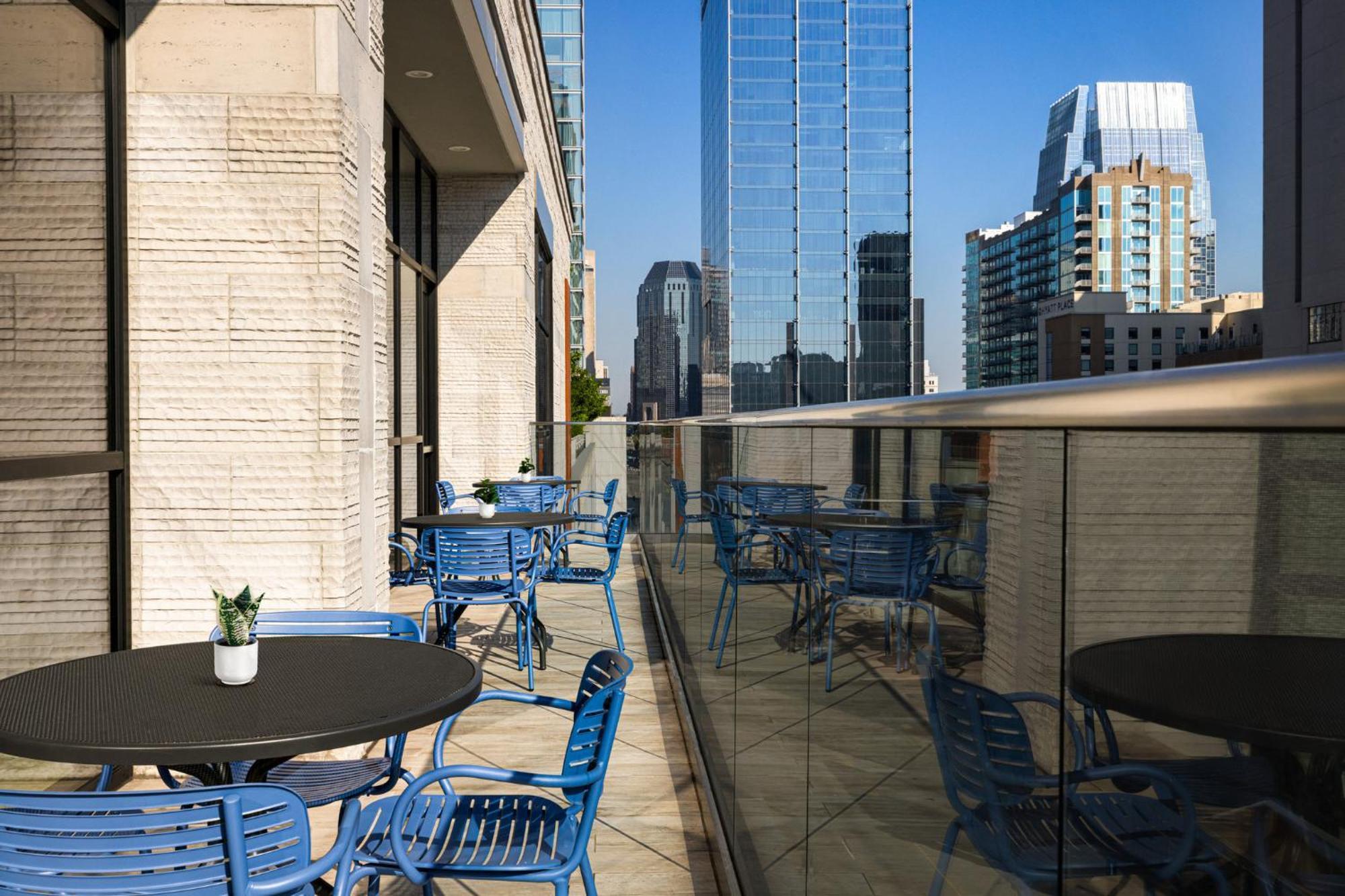 Holiday Inn & Suites Nashville Downtown Broadway Esterno foto