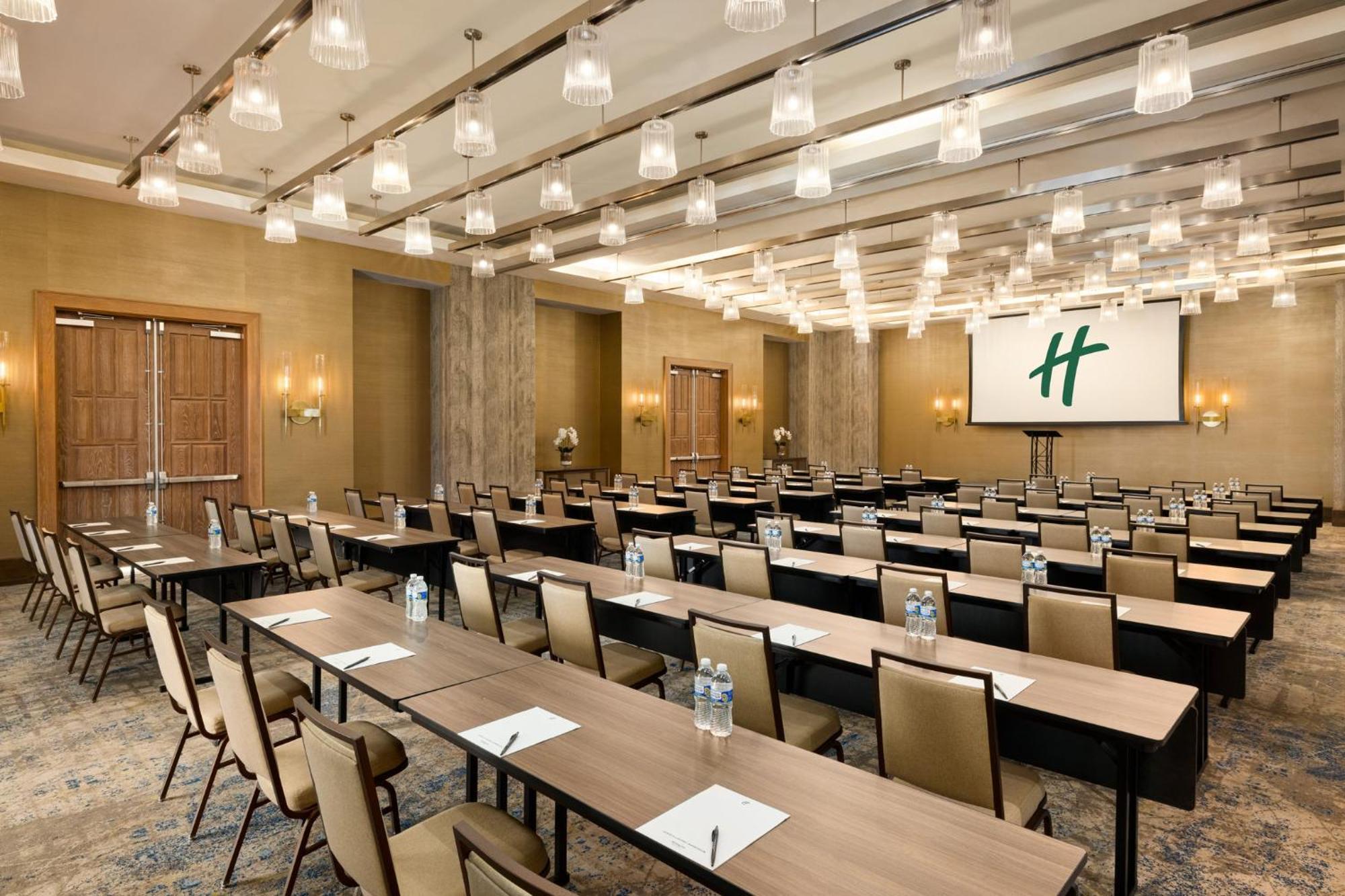 Holiday Inn & Suites Nashville Downtown Broadway Esterno foto